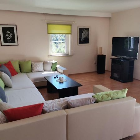 Apartment Tempera Повля Екстер'єр фото