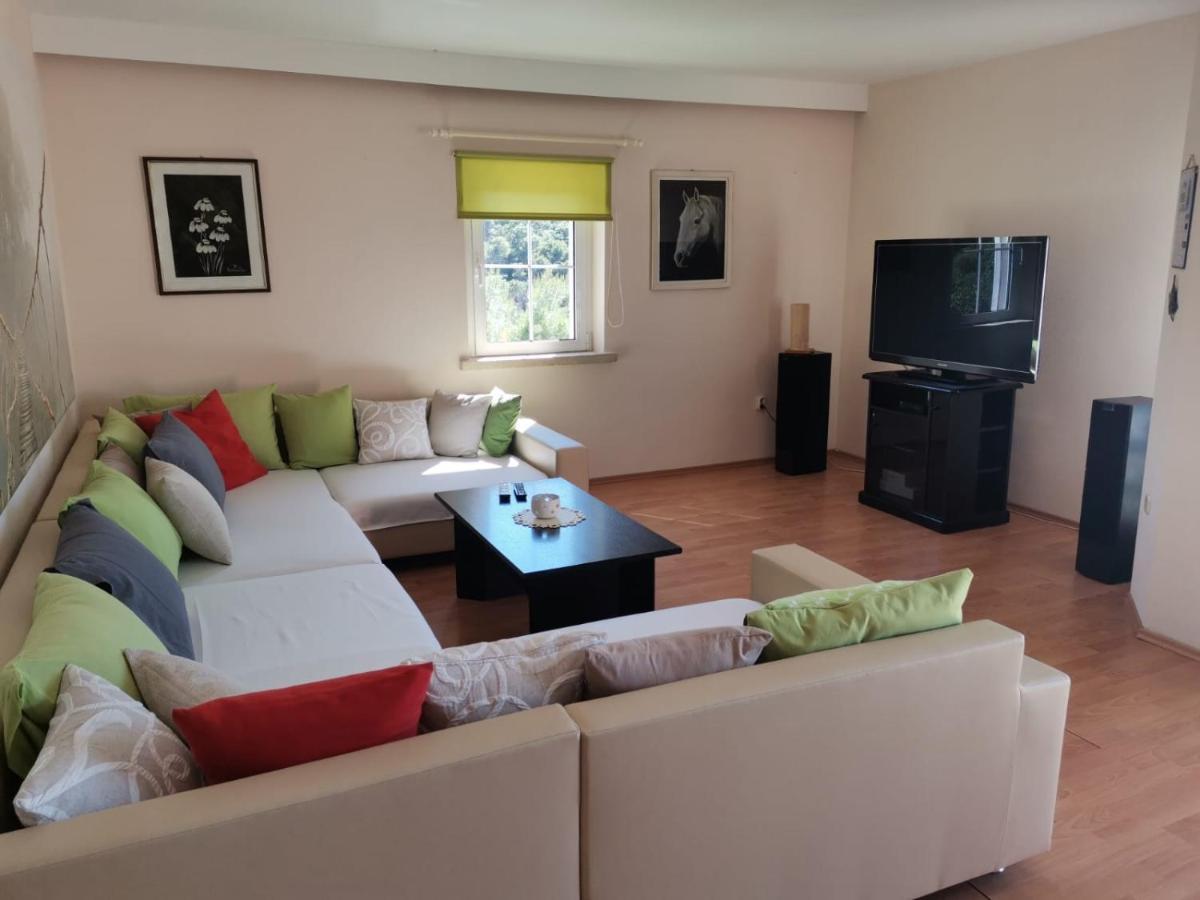 Apartment Tempera Повля Екстер'єр фото