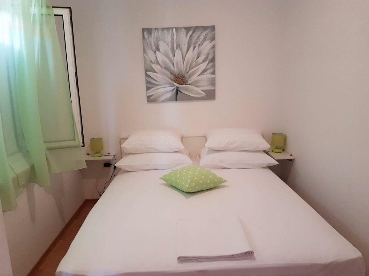 Apartment Tempera Повля Екстер'єр фото