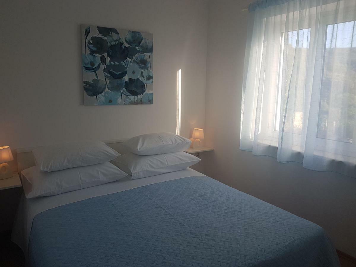 Apartment Tempera Повля Екстер'єр фото